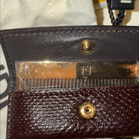 ?NWT FENDI COMB 3” display picture 2